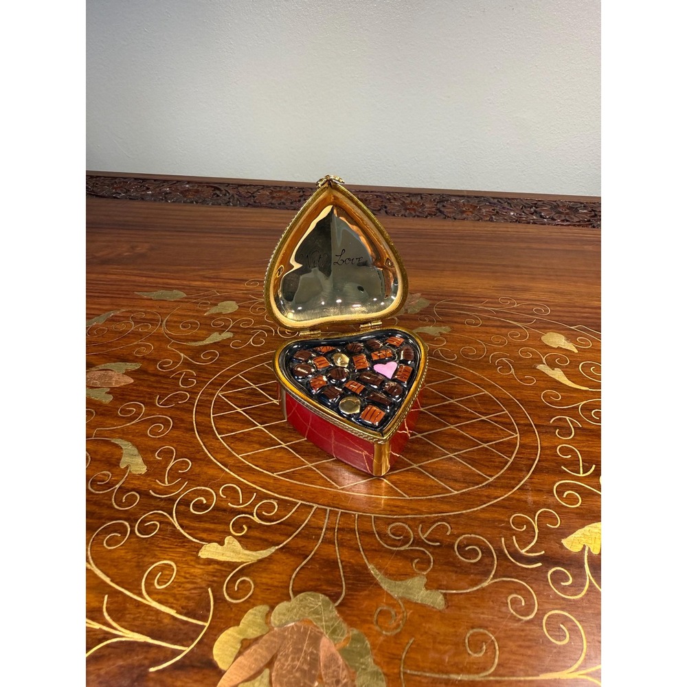 Vintage Rochard Limoges Heart Chocolate Box • Hand Painted Porcelain Trinket Box - Picture 7 of 17